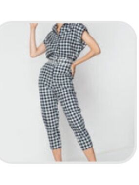 Checked Gingham Cropped Jumper with Pockets and Belt